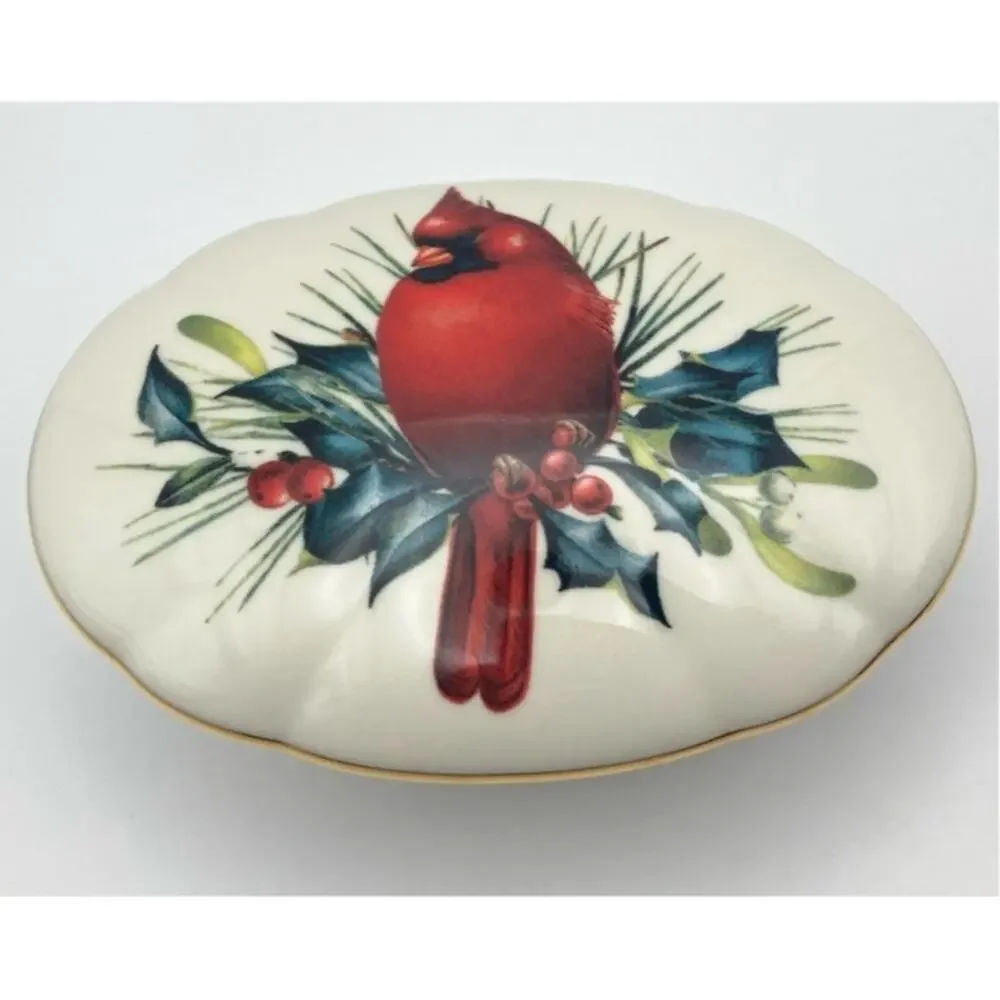 Lenox Winter Greetings Pierced Gold Rim Trinket Bowl with Lid